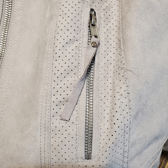 NWOT Maurices Grey Jacket - Picture 7 of 11
